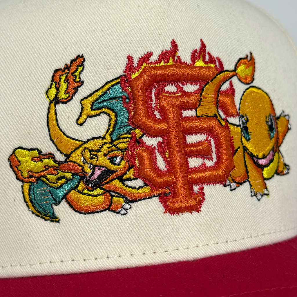 GORRA SF x  CHARIZARD