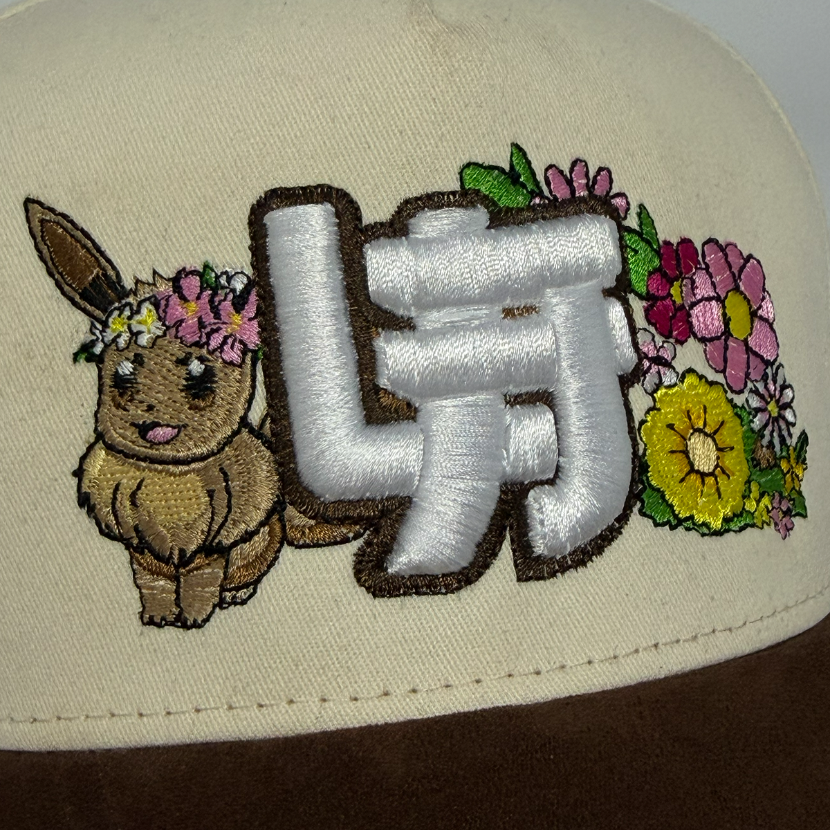 GORRA LA x EVEE